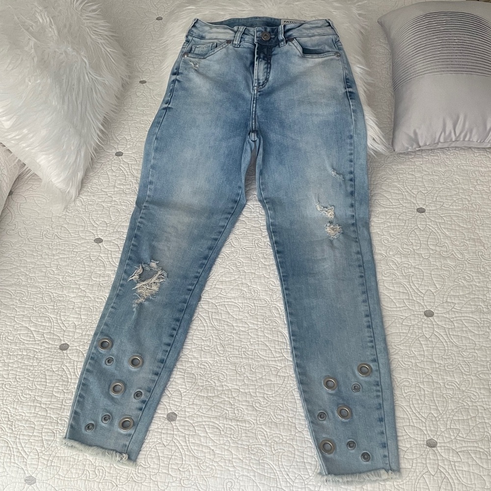 Light Blue Distressed Ankle Jeans